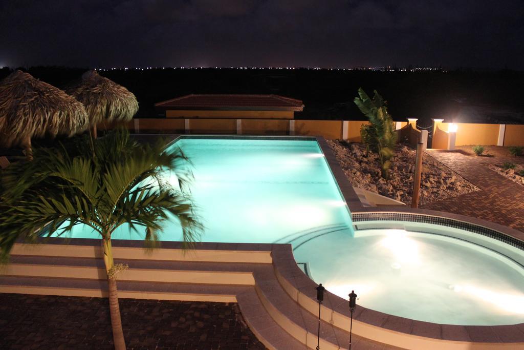 Wanapa Lodge Bonaire Exterior photo