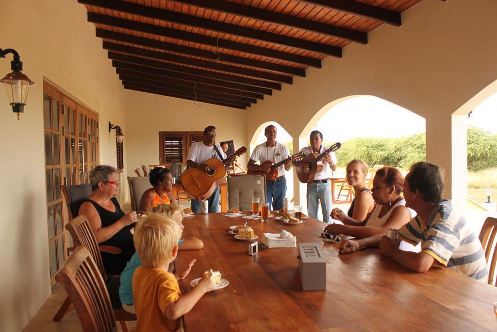 Wanapa Lodge Bonaire Exterior photo